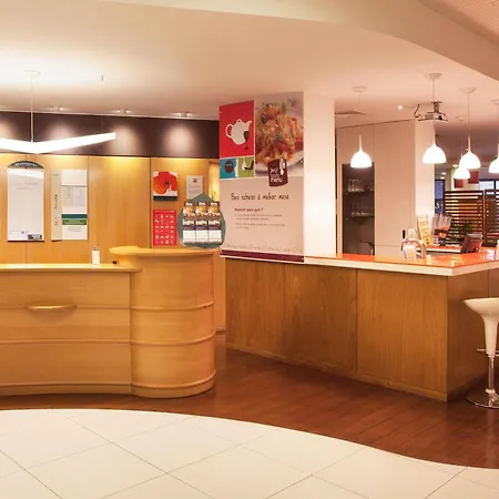 Hotel ibis Faro Algarve-3